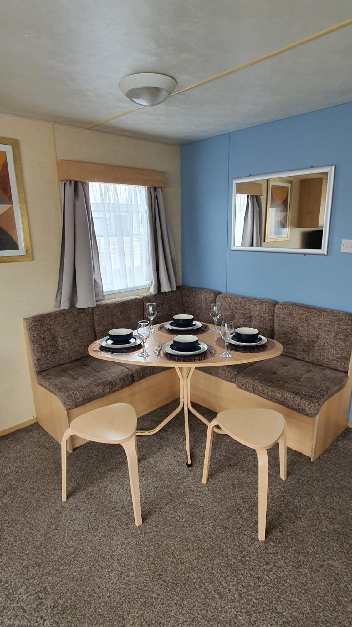 8 Berth Holiday Home At St Osyth Holiday Park Saint Osyth Екстериор снимка